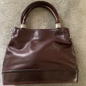 Beautiful Fossil Leather Hand Bag.